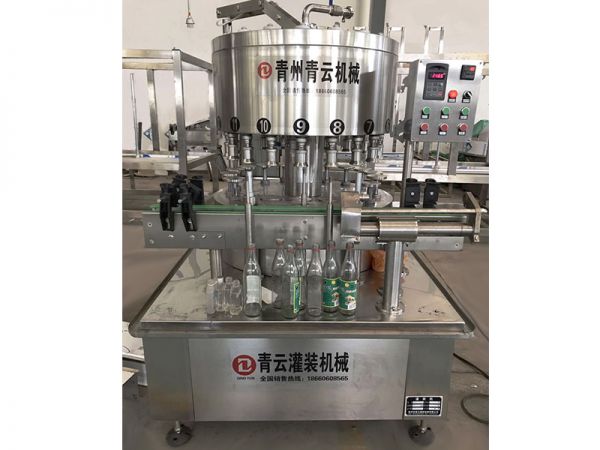 QYGZ-12头全自动高**白酒灌装机
